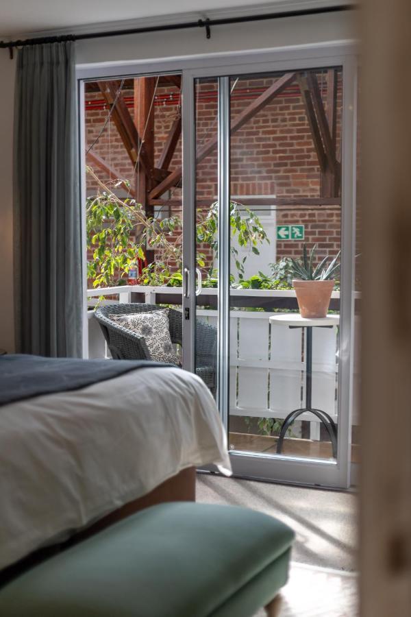 The Lofts Boutique Hotel นิสนา ภายนอก รูปภาพ